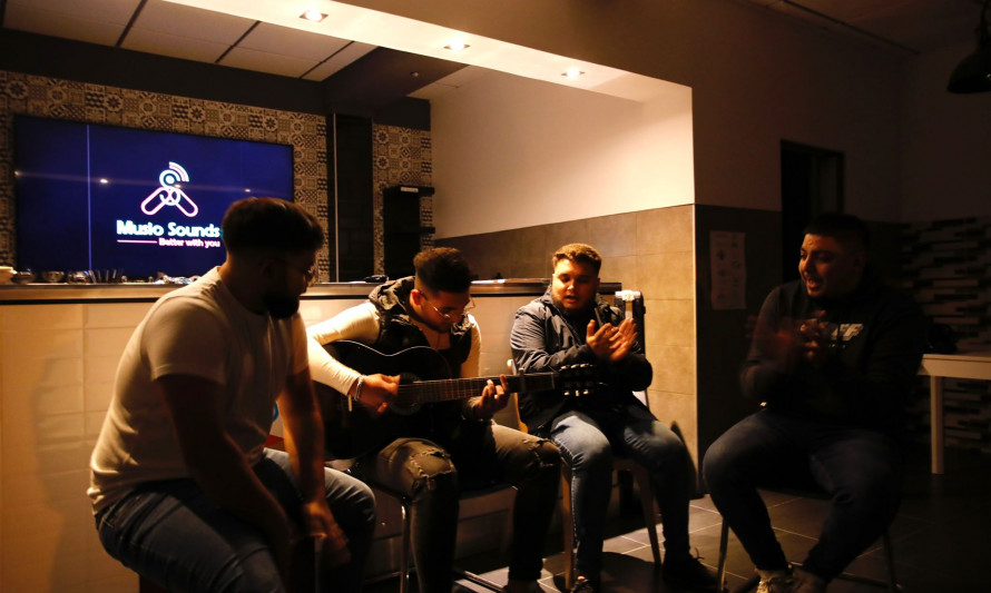 Inauguração do Estúdio “Music Sounds Better With You” CM Almada